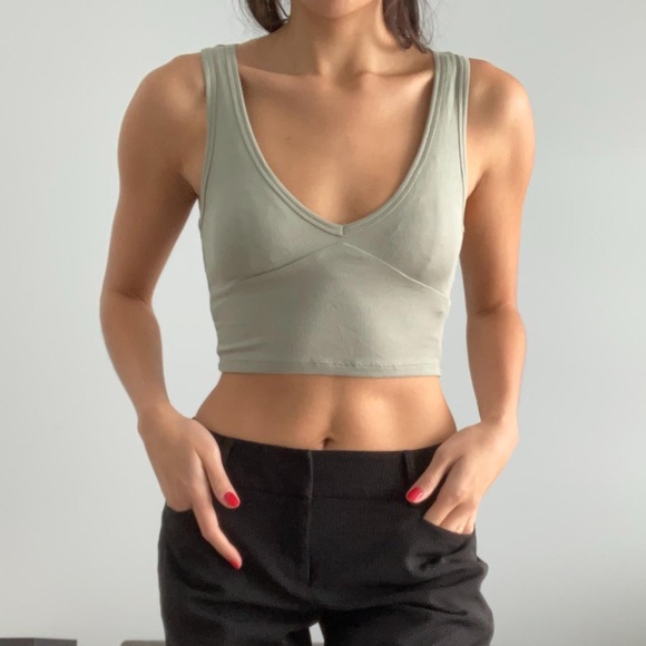 Sunday Best Tops - Aritzia: Sunday Best Ribbed Crop Top